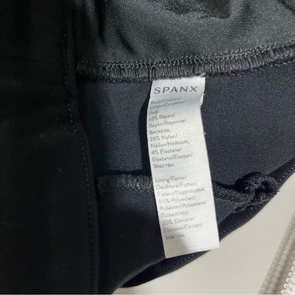 Spanx Backseam Skinny Pants Black Size XL Style 20251R Ponte Knit - Picture 5 of 7